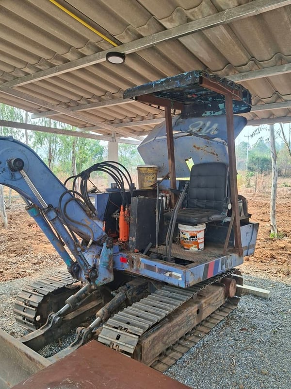 รถแบคโฮ IHI PC 30