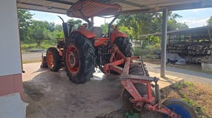 รถไถ M7040 ตัวแรง