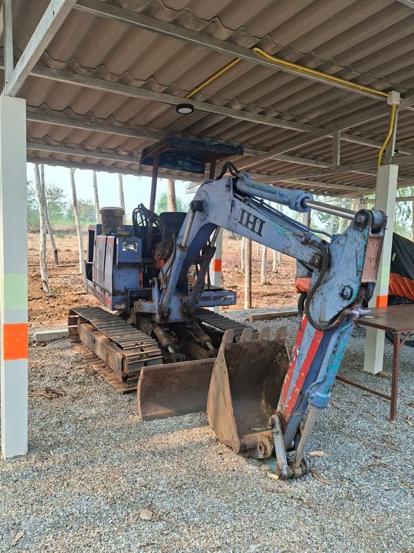 รถแบคโฮ IHI PC 30