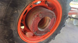 รถไถ M7040 ตัวแรง