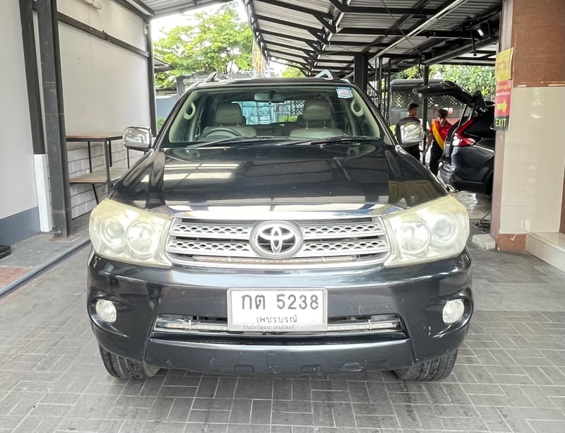 2011 Toyota Fortuner 2.7 (ปี 08-11) V SUV