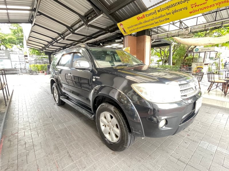 2011 Toyota Fortuner 2.7 (ปี 08-11) V SUV 2011 Toyota Fortuner 2.7 (ปี 08-11) V SUV
