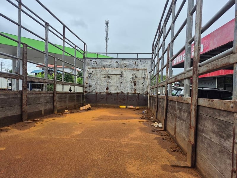 ISUZU NQR 145แรงม้า รถบรรทุก 6ล้อ กระบะคอกสูง ปี2008 เลขไมล์น้อยกว่า 5,000 กม. ISUZU NQR 145แรงม้า รถบรรทุก 6ล้อ กระบะคอกสูง ปี2008 เลขไมล์น้อยกว่า 5,000 กม.