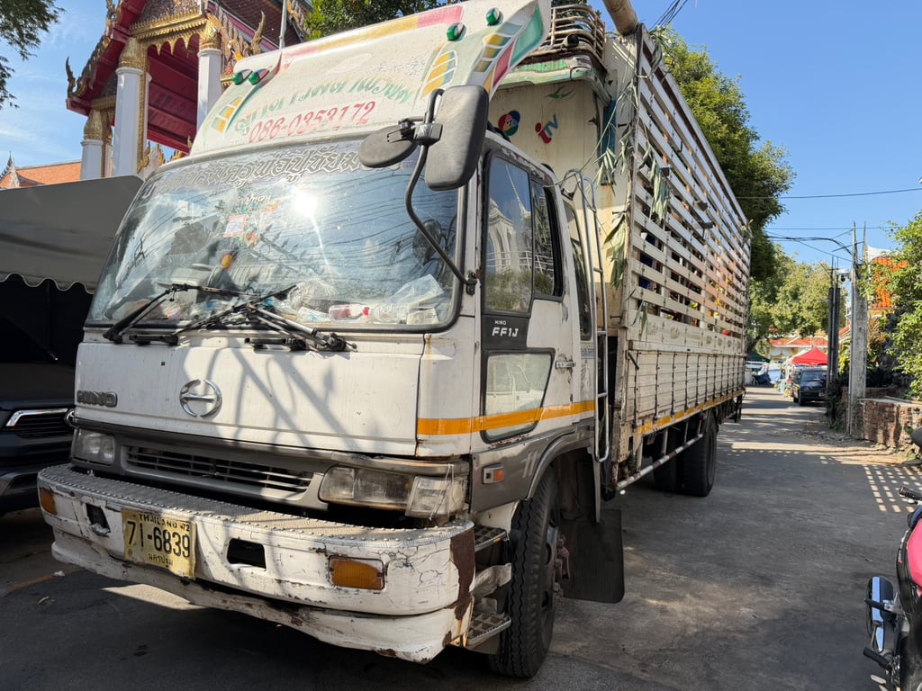 HINO FF 210แรงม้า รถบรรทุก 6ล้อ กระบะคอกสูง ปี1997