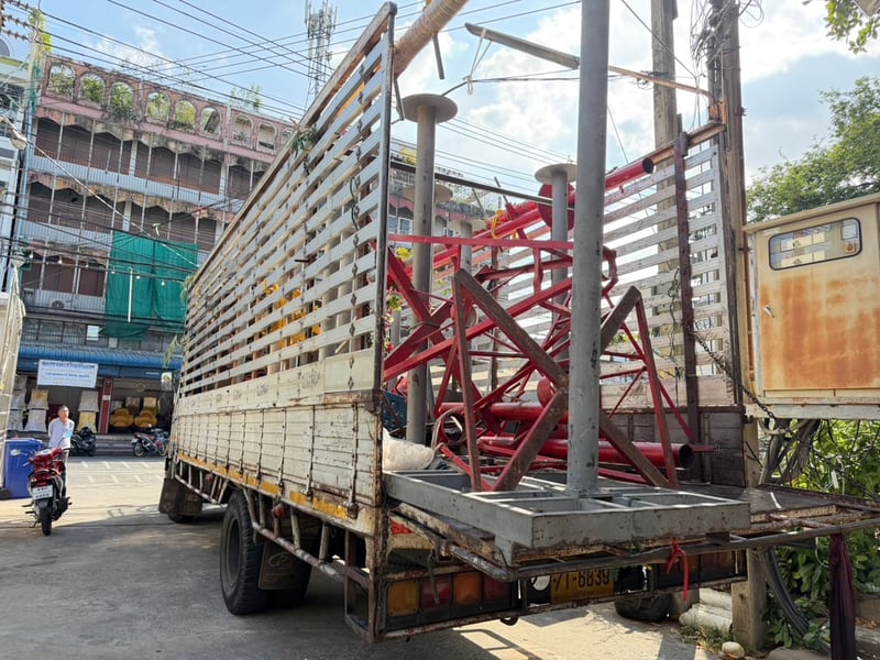 HINO FF 210แรงม้า รถบรรทุก 6ล้อ กระบะคอกสูง ปี1997