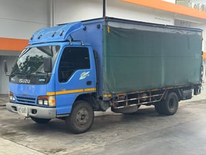 ISUZU NPR 130แรงม้า รถบรรทุก 6ล้อ ตู้แห้ง ปี2002 เลขไมล์ 663,015 กม.
