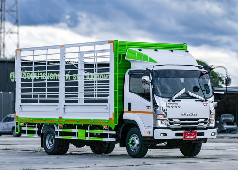 ISUZU FRR 190แรง ปี67 ไมล์ 38,406 km. 
