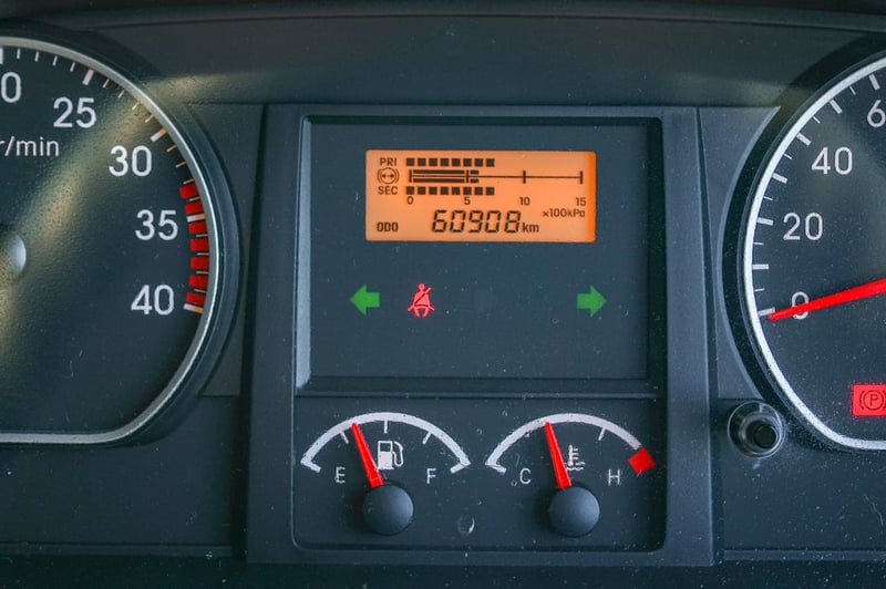 ISUZU FRR 210แรงม้า 6ล้อกระบะคอกปี2023