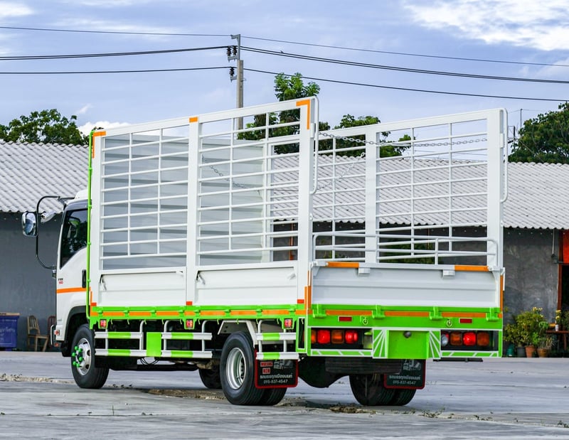 ISUZU FRR 190แรง ปี67 ไมล์ 38,406 km. ISUZU FRR 190แรง ปี67 ไมล์ 38,406 km.