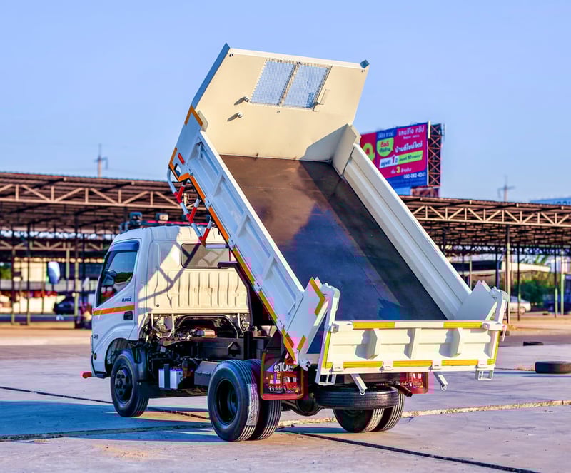 HINO XZU 150แรงม้า รถบรรทุก 6ล้อ ดั้มพ์ ปี2023 HINO XZU 150แรงม้า รถบรรทุก 6ล้อ ดั้มพ์ ปี2023