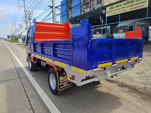 ISUZU NKR 100แรงม้า รถดั้มพ์ ปี2006