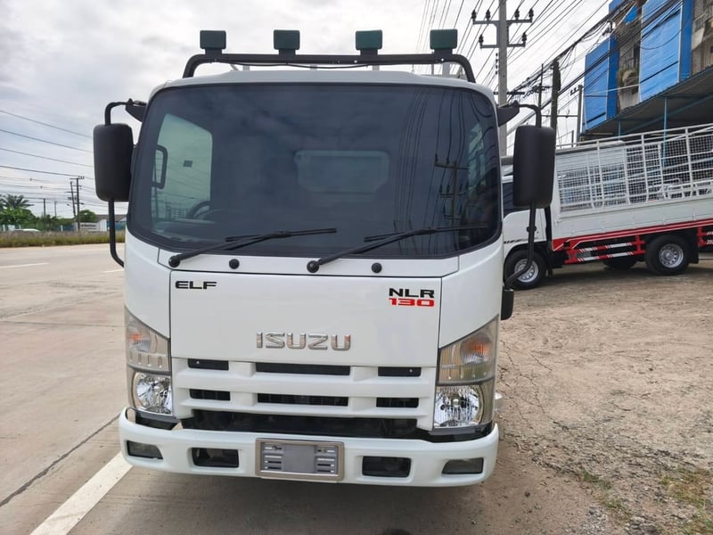ISUZU NLR 130แรงม้า รถบรรทุก 4ล้อ กระบะคอกสูง ปี2011