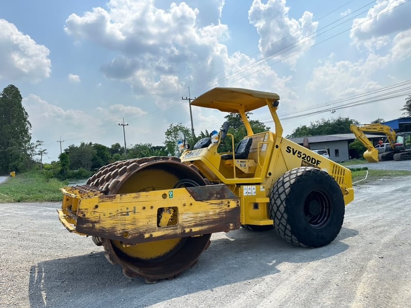รถบด  SAKAI  SV 520 DF  4,000 ชม   2 เพลา 2 เปลือก  เครื่องดี  1,380,000 ปั้ม แรง เอวแน่น   ไฟฟ้าครบ   เอกสาร เล่มทะเบียน  รถอยู่นครปฐม โทร0626426323