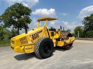 รถบด  SAKAI  SV 520 DF  4,000 ชม   2 เพลา 2 เปลือก  เครื่องดี  1,380,000 ปั้ม แรง เอวแน่น   ไฟฟ้าครบ   เอกสาร เล่มทะเบียน  รถอยู่นครปฐม โทร0626426323