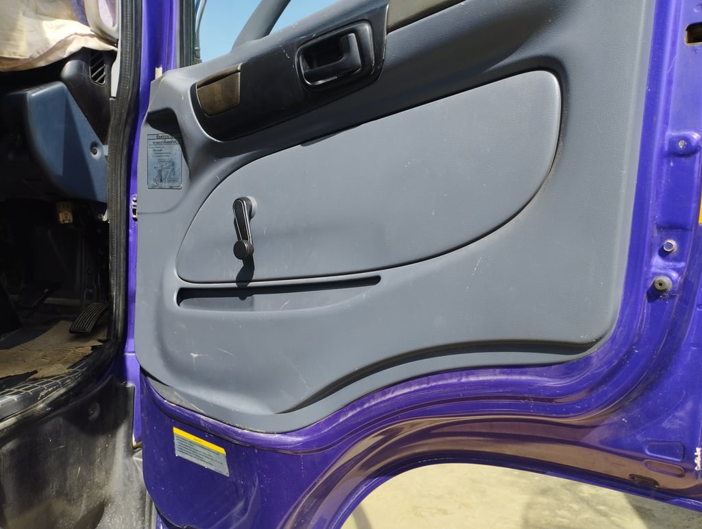 HINO MEGA FM 260 แรงม้า รถบรรทุก หัวลาก 10ล้อ HINO MEGA FM 260 แรงม้า รถบรรทุก หัวลาก 10ล้อ