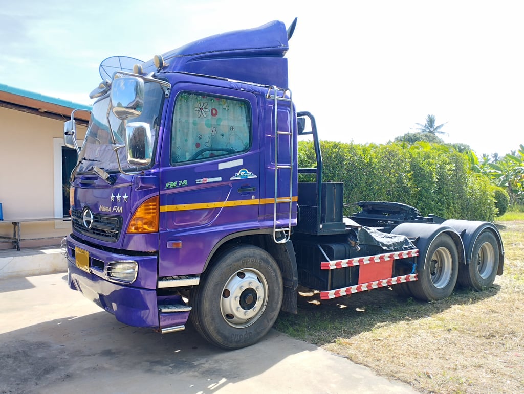 HINO MEGA FM 260 แรงม้า รถบรรทุก หัวลาก 10ล้อ HINO MEGA FM 260 แรงม้า รถบรรทุก หัวลาก 10ล้อ