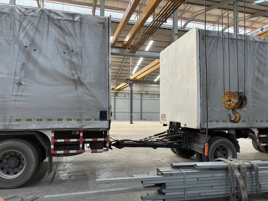 ISUZU FVM 221แรงม้า รถบรรทุก 10ล้อ พ่วงแม่ลูก ปี2020 เลขไมล์ 169,472 กม.