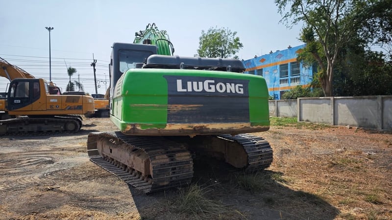 รถขุด LIUGONG 920D ราคาย่อมเยา รถขุด LIUGONG 920D ราคาย่อมเยา