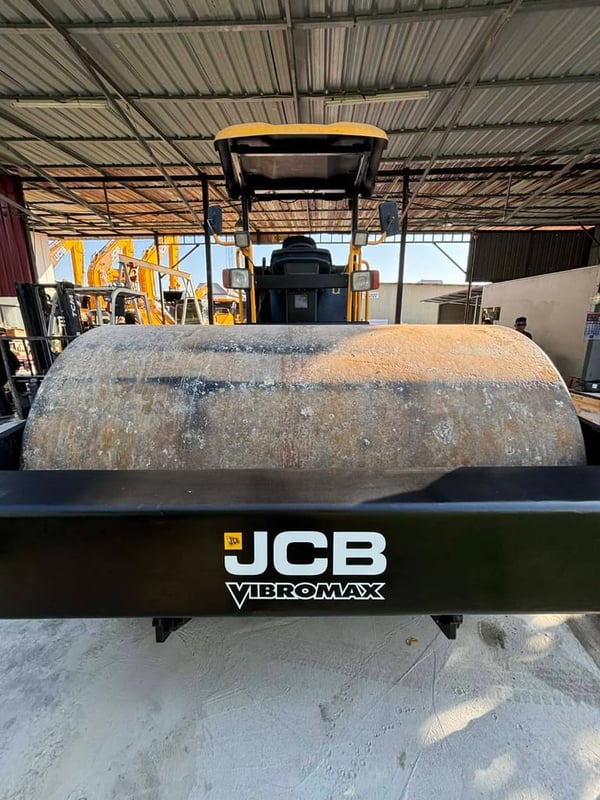 รถบดล้อเรียบ JCB รุ่น 116D