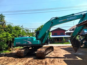 รถขุด KOBELCO SK200-8 SuperX 