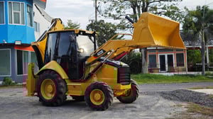 รถตักหน้าขุดหลัง  CAT 422E รุ่นยอดนิยม