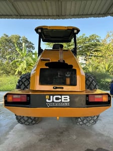 รถบดล้อเรียบ JCB รุ่น 116D