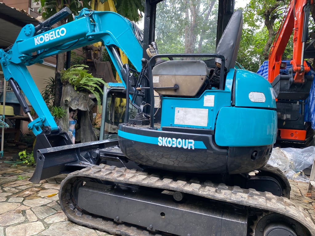KOBELCO SK30UR KOBELCO SK30UR
