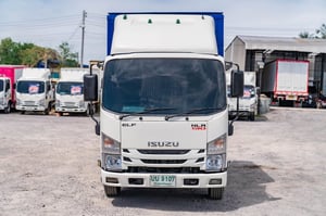 ISUZU NLR รถบรรทุก 4ล้อ ตู้แห้ง ปี2011 เลขไมล์ 368,713 กม. ISUZU NLR รถบรรทุก 4ล้อ ตู้แห้ง ปี2011 เลขไมล์ 368,713 กม.