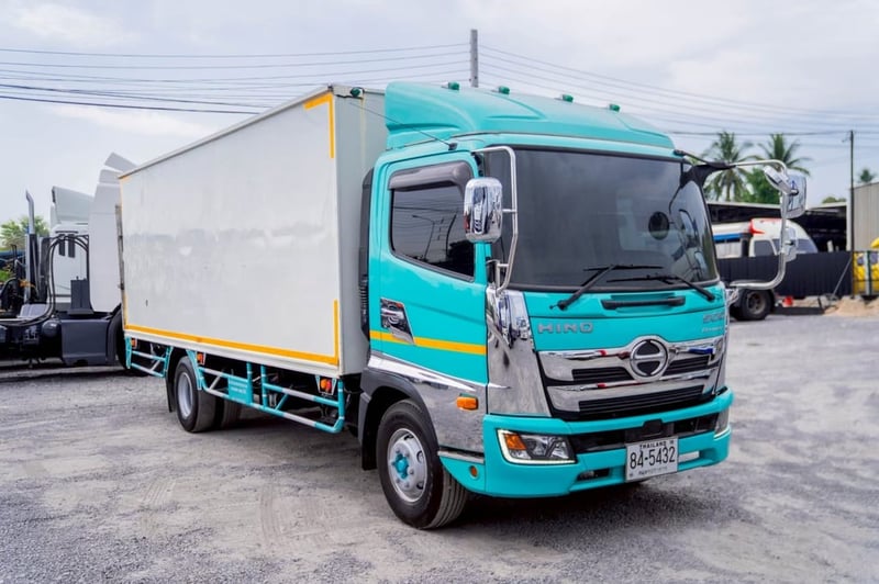 HINO FC รถบรรทุก 6ล้อ ตู้แห้ง ปี2022 เลขไมล์ 239,724 กม.