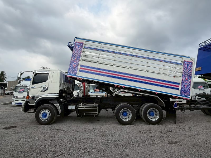 hino FM1 รถบรรทุก 10ล้อ ดั้มพ์ ปี2017 เลขไมล์น้อยกว่า 500,000 กม.