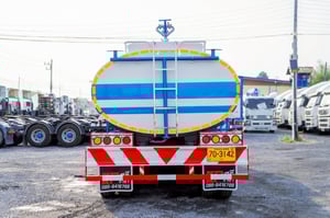 ISUZU FTR รถบรรทุก 10ล้อ บรรทุกน้ำ ปี2020 เลขไมล์ 127,211 กม.