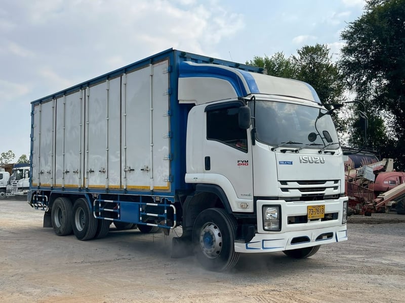 ISUZU FVM รถบรรทุก 10ล้อ ตู้แห้ง ปี2022 เลขไมล์น้อยกว่า 500,000 กม.