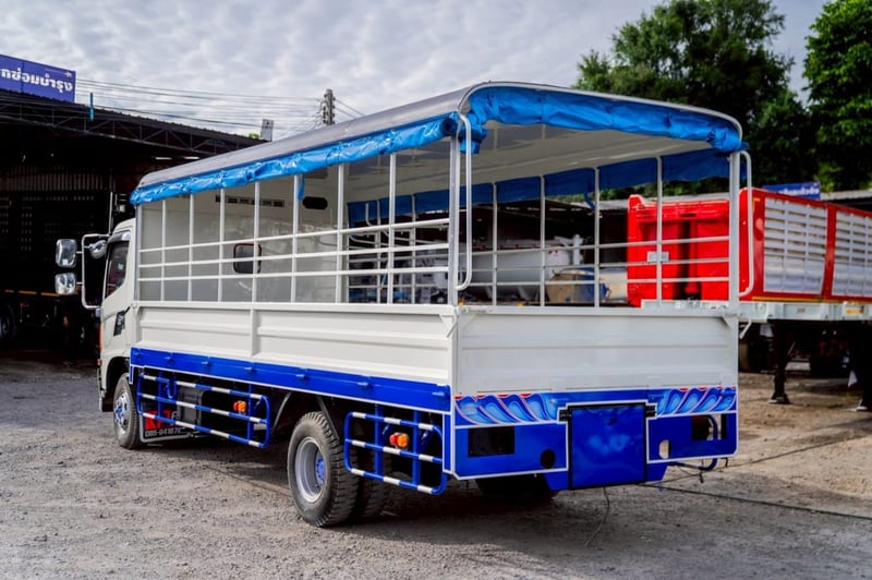 HINO SERIE 500 รถบรรทุก 6ล้อ สองแถว ปี2006 เลขไมล์ 186,471 กม. HINO SERIE 500 รถบรรทุก 6ล้อ สองแถว ปี2006 เลขไมล์ 186,471 กม.