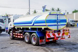 ISUZU FTR รถบรรทุก 10ล้อ บรรทุกน้ำ ปี2020 เลขไมล์ 127,211 กม.