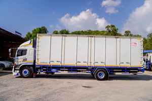 HINO FG รถบรรทุก 6ล้อ ตู้แห้ง ปี2019 เลขไมล์น้อยกว่า 500,000 กม.