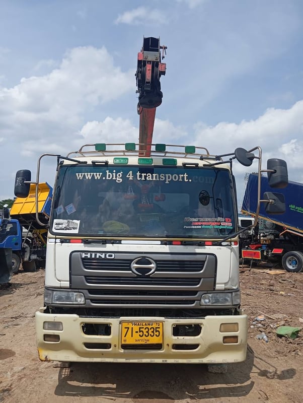 หัวลาก+หาง ติดเครน 5 ตัน HINO 700 เครื่องP11C-330แรงม้า