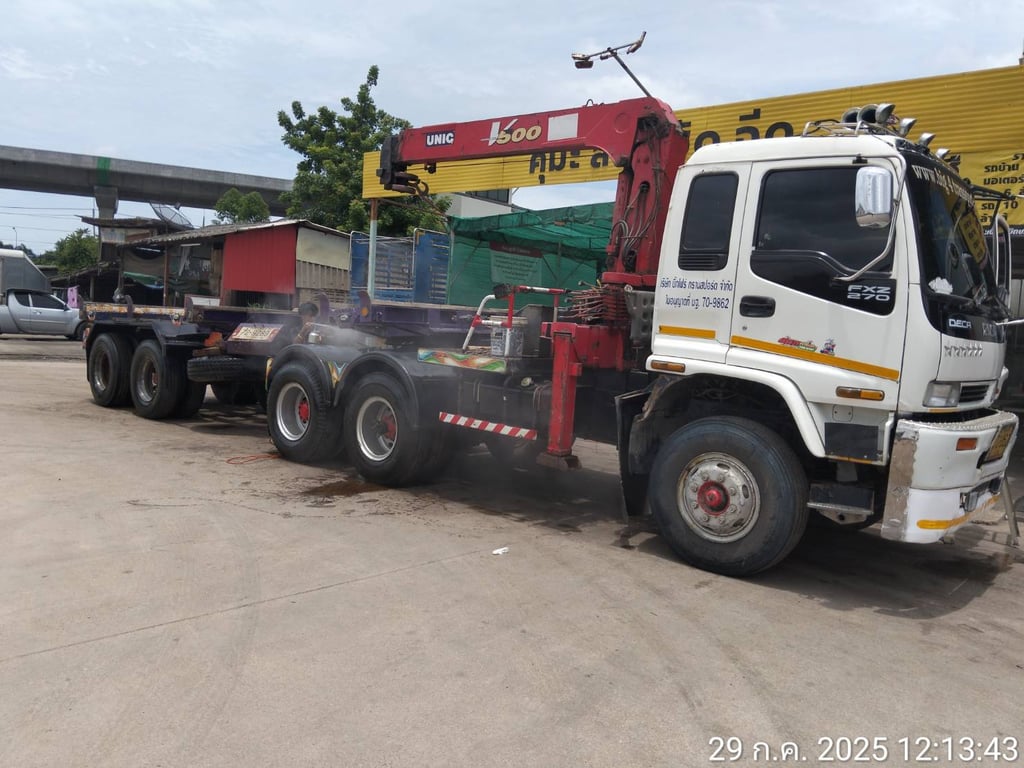 หัวลาก+หาง ติดเครน 5 ตัน ISUZU  เครื่องPSD1-320แรงม้า