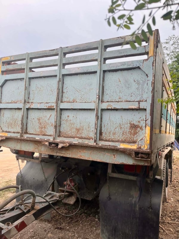  ISUZUเครื่อง360   3เพลา FXZ13NY รถใช่งานปกติครับ