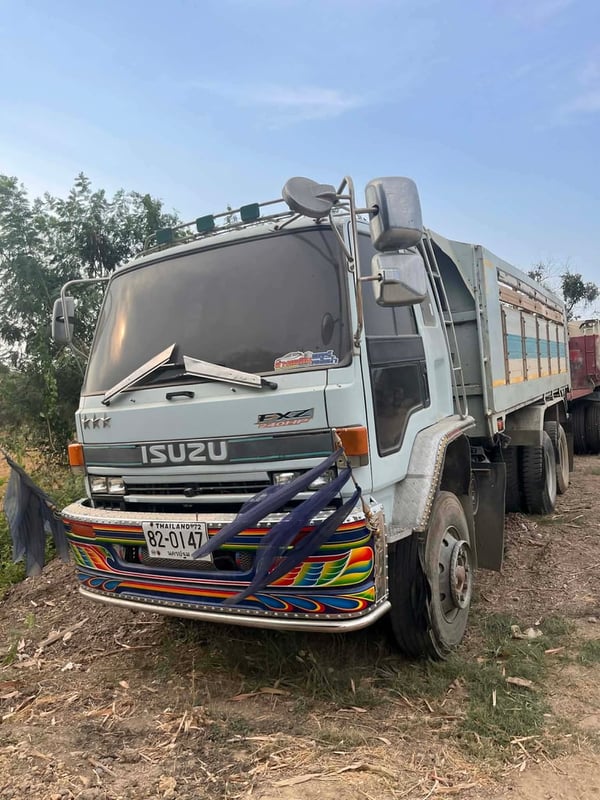  ISUZUเครื่อง360   3เพลา FXZ13NY รถใช่งานปกติครับ