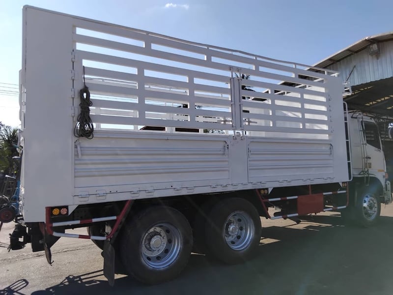 สิบล้อ พ่วงแม่ลูก