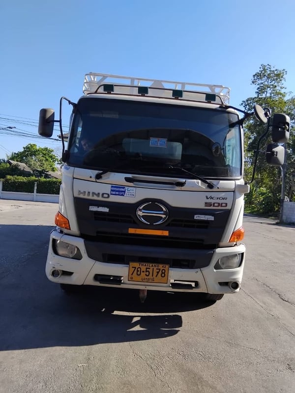 สิบล้อ พ่วงแม่ลูก