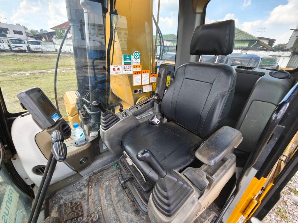 ขายด่วน CAT 320D รถสวยพร้อมใช้