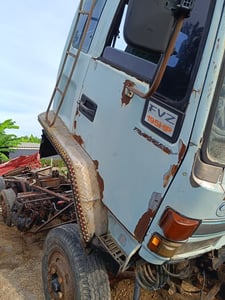 ISUZU FVZ 195แรงม้า รถบรรทุก 10ล้อหัวคัสซีคัสซีท้ายบิด