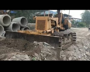 ขายรถแทรกเตอร์ furukawa cd5bd ตีนเป็ด ใช้งานดี ใบมีดสไล้ ราคา165,000