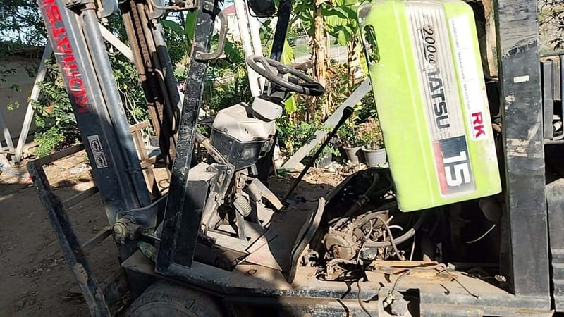 รถโฟคลิป komatsu 1.5 ton ใช้งานดี เบนซิล ใบซื้อvาย ราคา69.000