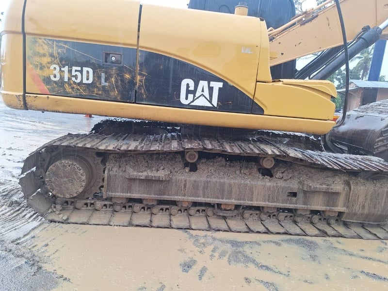 ขายรถแม็คโครCAT 315D มีทะเบียน 17,000บ. ใช้งานได้ดีปกติ ราคาถูกดี5.5แสน