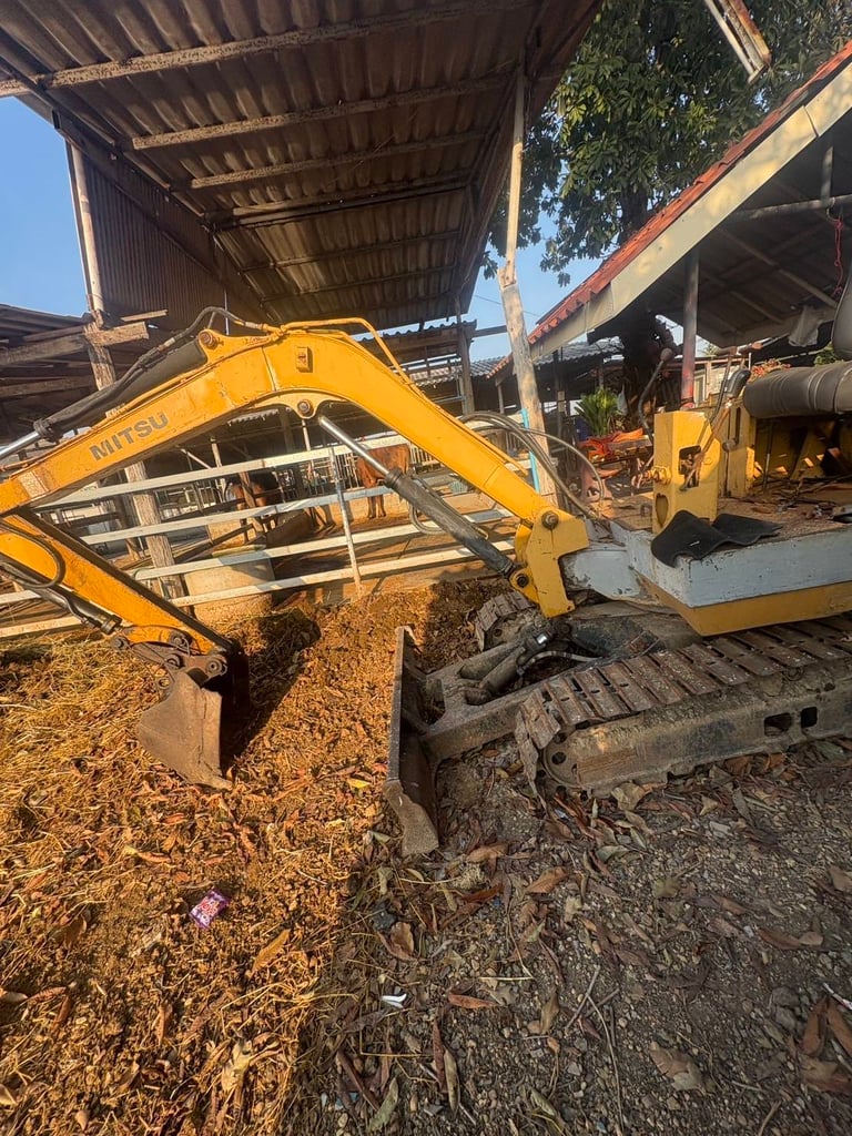 แม็คโครmitsubishi pc20ใช้งานได้ดี ใบซื้อขาย ราคา65,000