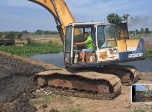 รถแม็คโครkomatsu pc200-5ใบซื้อvาย ใช้งานดี ราราถูกดีๆๆ299,000