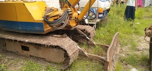 ขายรถแม็คโครkomatsu pc40-2 เก่านอก ใช้งานได้ ใบซื้อขายราคา165,000 ขายรถแม็คโครkomatsu pc40-2 เก่านอก ใช้งานได้ ใบซื้อขายราคา165,000