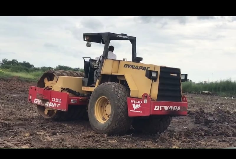 ขายรถบดล้อหนาม Daynapac ca251d ใช้งานดี มีทะเบียน ราคา7. 5แสน